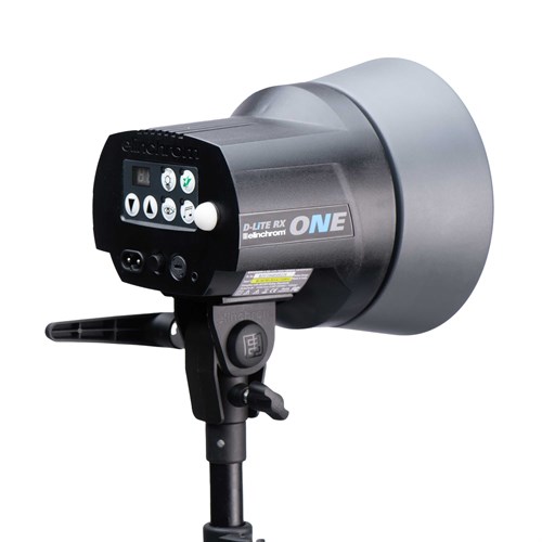 Short flash duration and consistent color accuracy